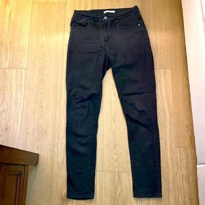 Black Levi’s  721 high rise skinny